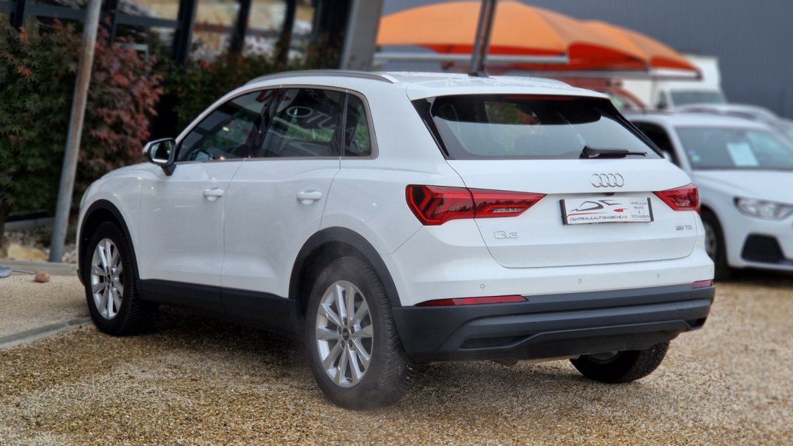 Audi Q3 - Photo 37