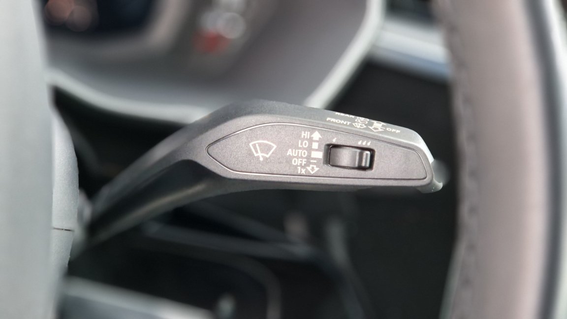 Audi Q3 - Photo 10
