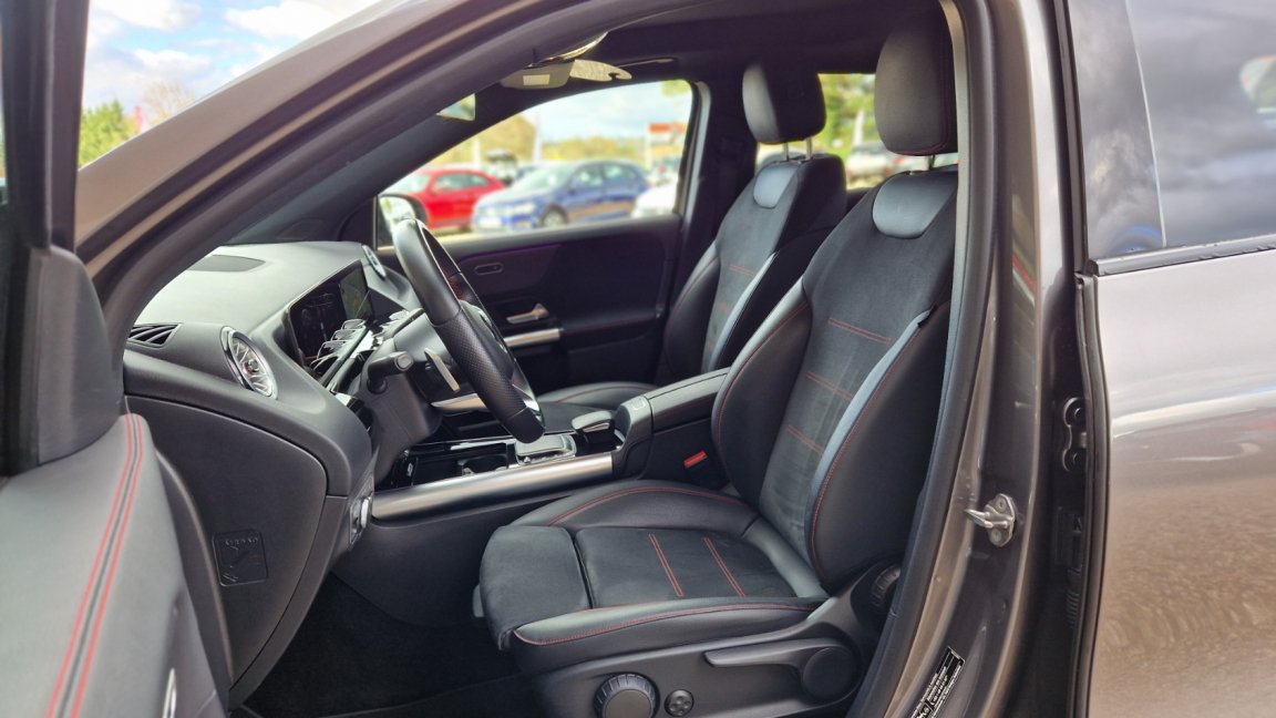 Mercedes Gla - Photo 24