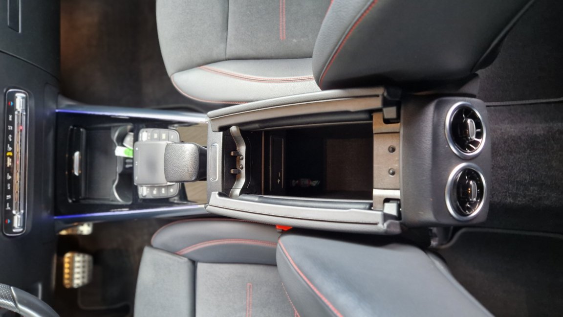 Mercedes Gla - Photo 27