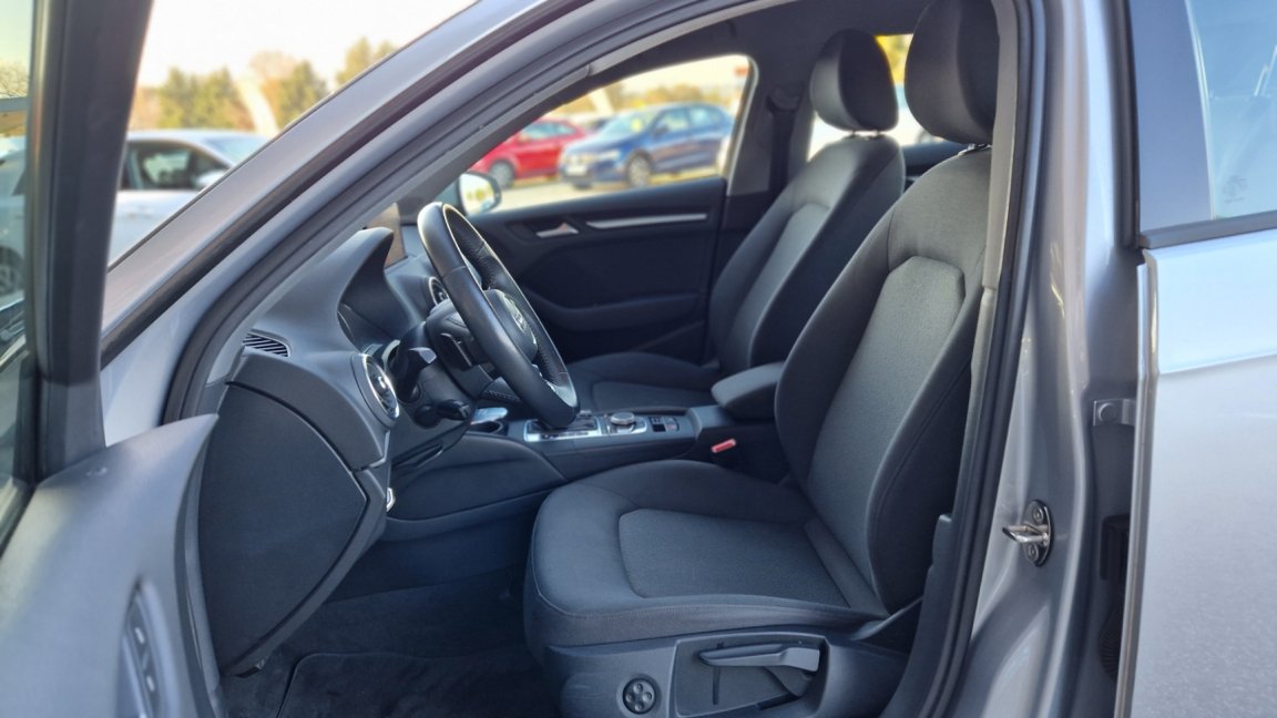 Audi A3 sportback - Photo 18