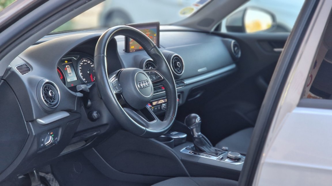 Audi A3 sportback - Photo 20