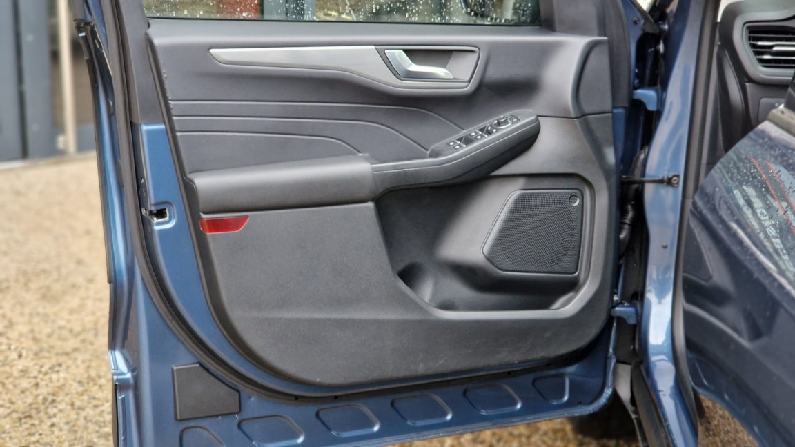 Ford Kuga - Photo 18