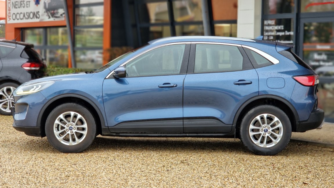 Ford Kuga - Photo 2