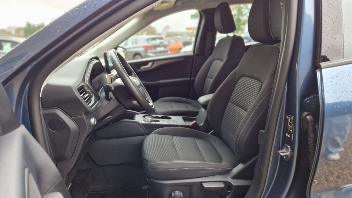 Ford Kuga - Photo 21