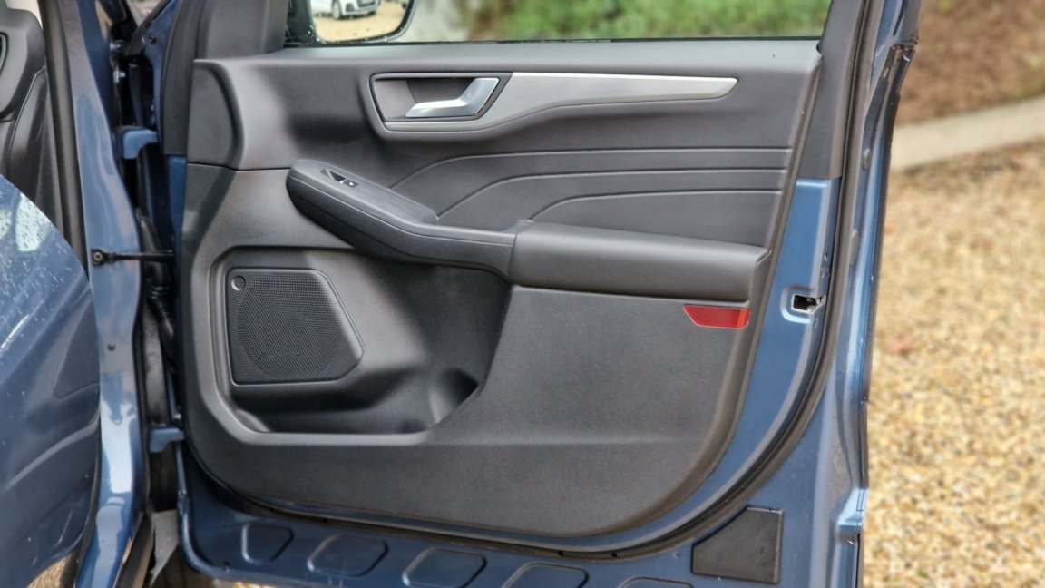 Ford Kuga - Photo 26