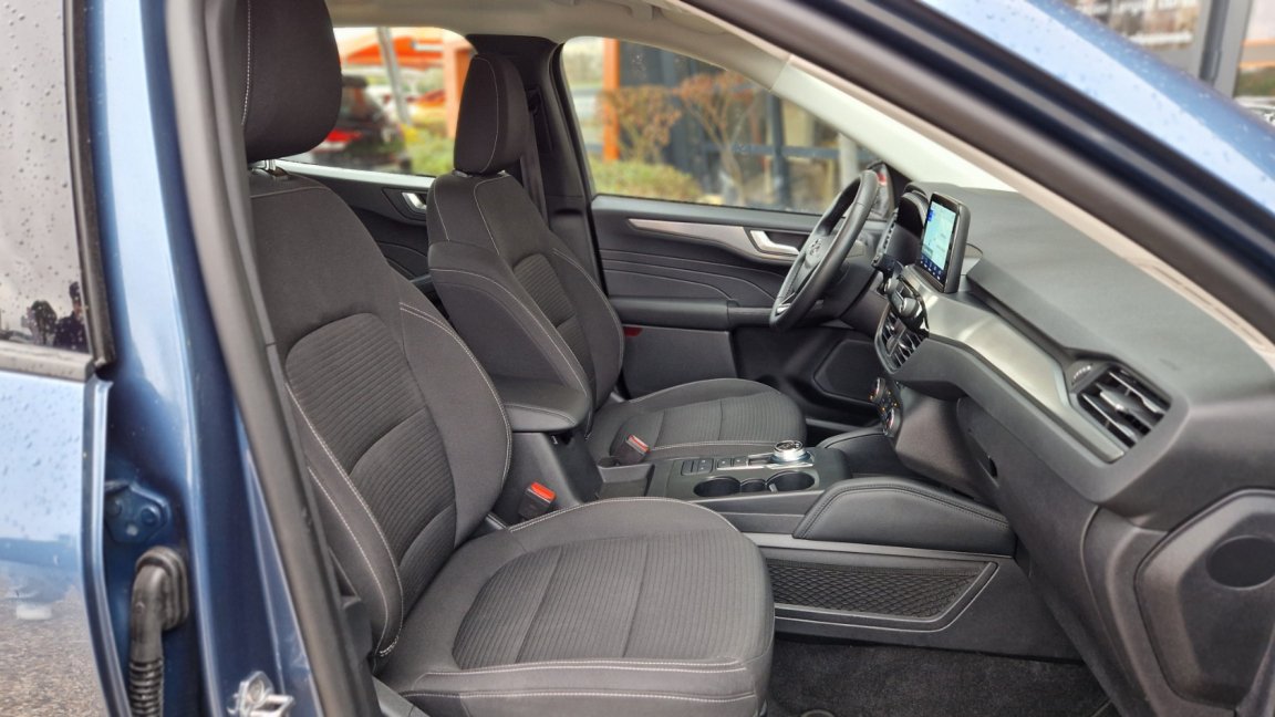 Ford Kuga - Photo 28