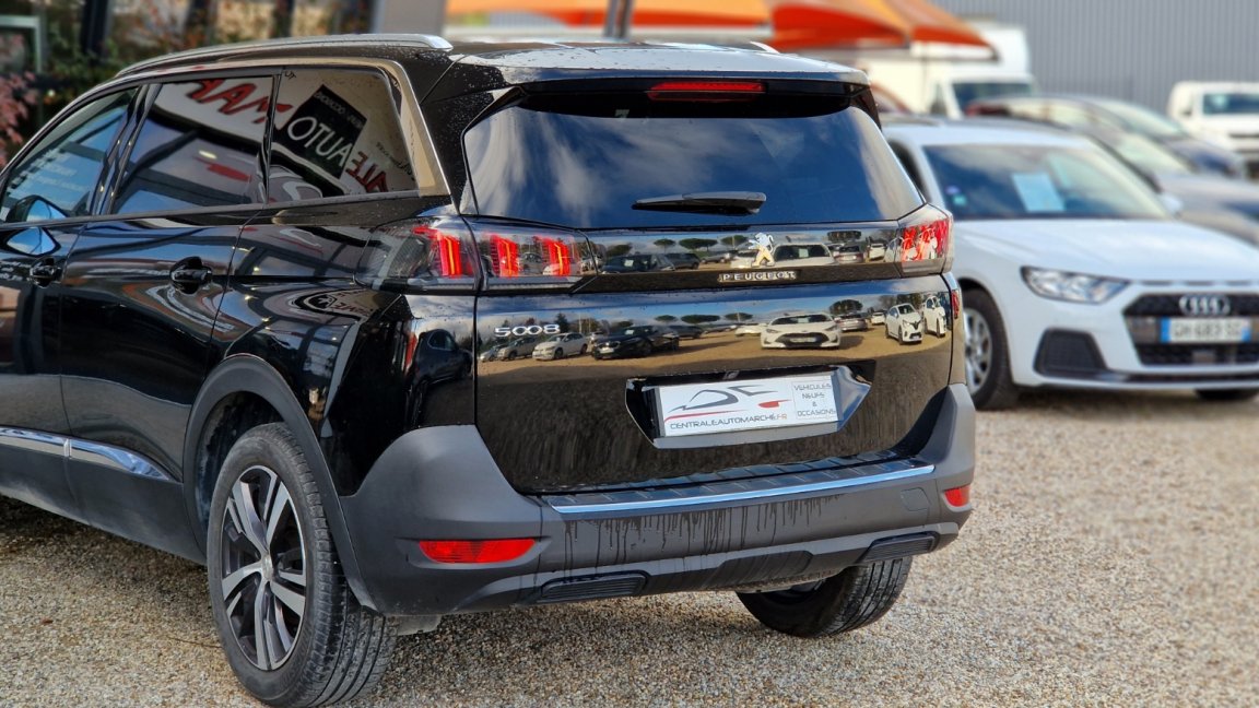Peugeot 5008 - Photo 16