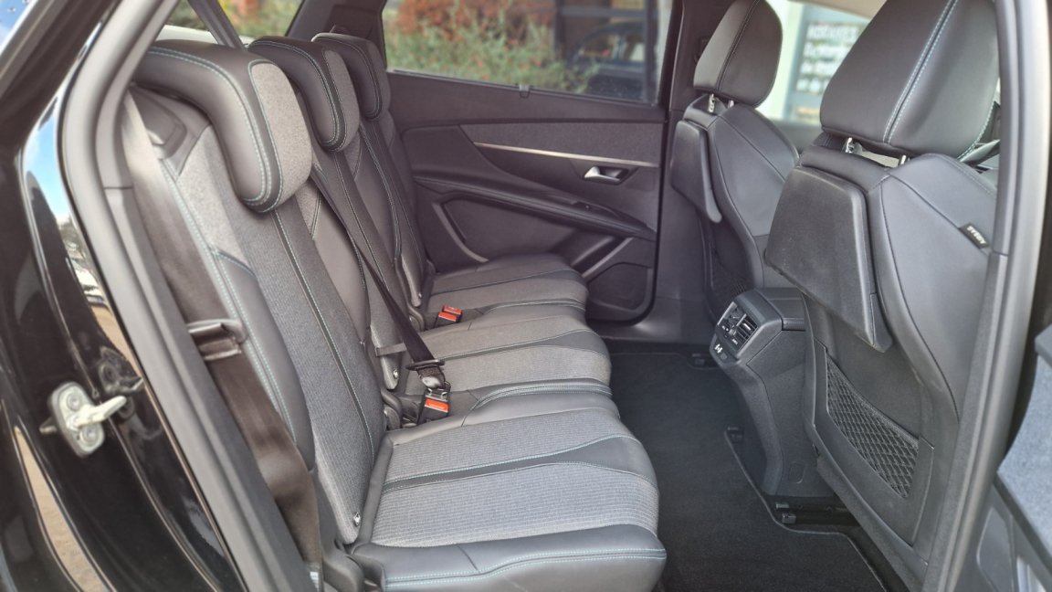 Peugeot 5008 - Photo 24