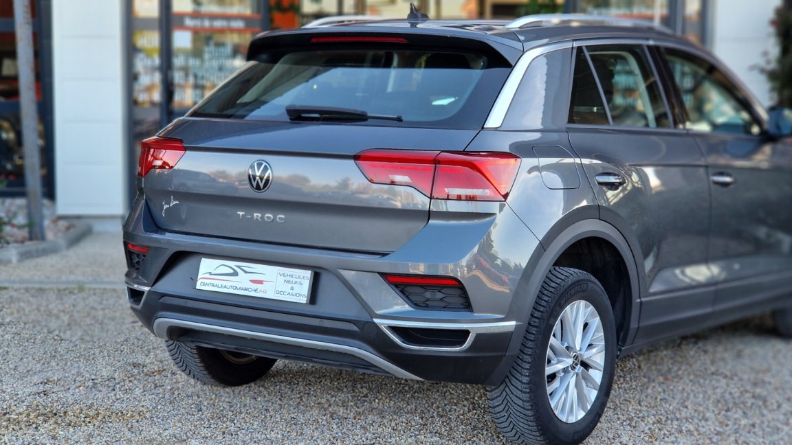 Volkswagen T-Roc - Photo 11