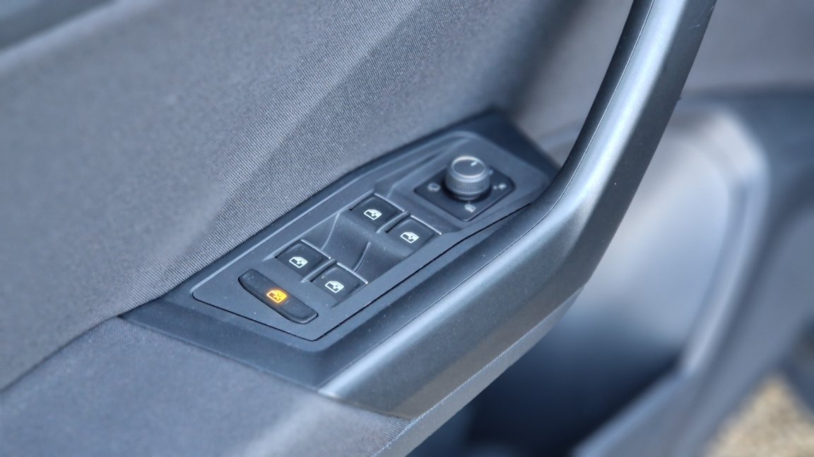 Volkswagen T-Roc - Photo 13