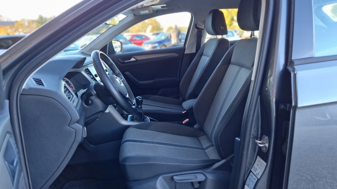 Volkswagen T-Roc - Photo 14