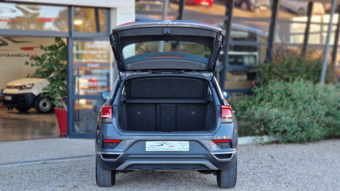 Volkswagen T-Roc - Photo 16
