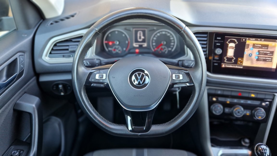 Volkswagen T-Roc - Photo 27