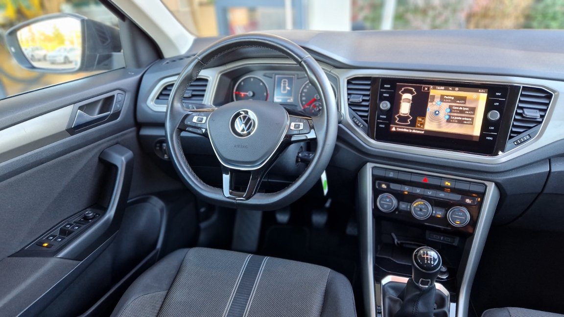 Volkswagen T-Roc - Photo 36