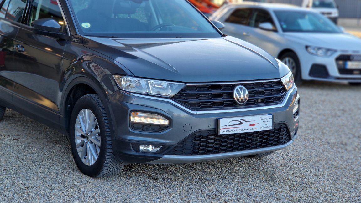 Volkswagen T-Roc - Photo 4