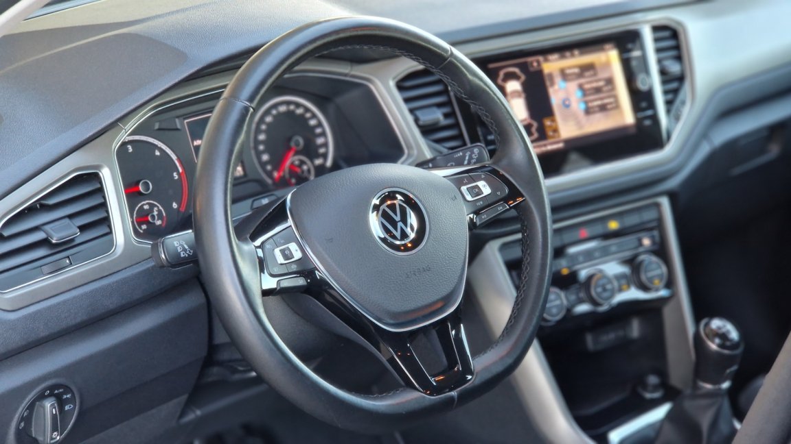 Volkswagen T-Roc - Photo 47