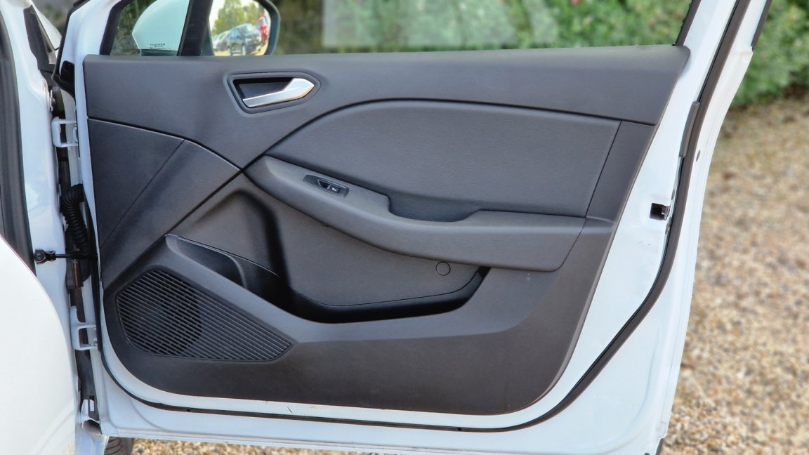 Renault Clio - Photo 26