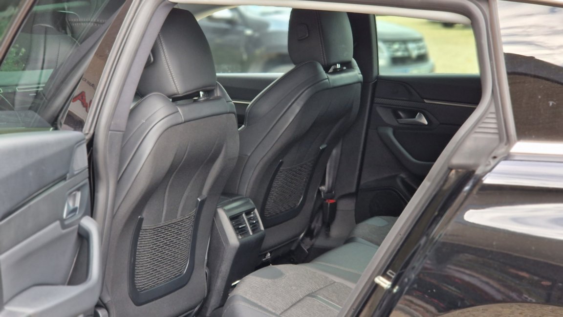Peugeot 508 SW - Photo 25
