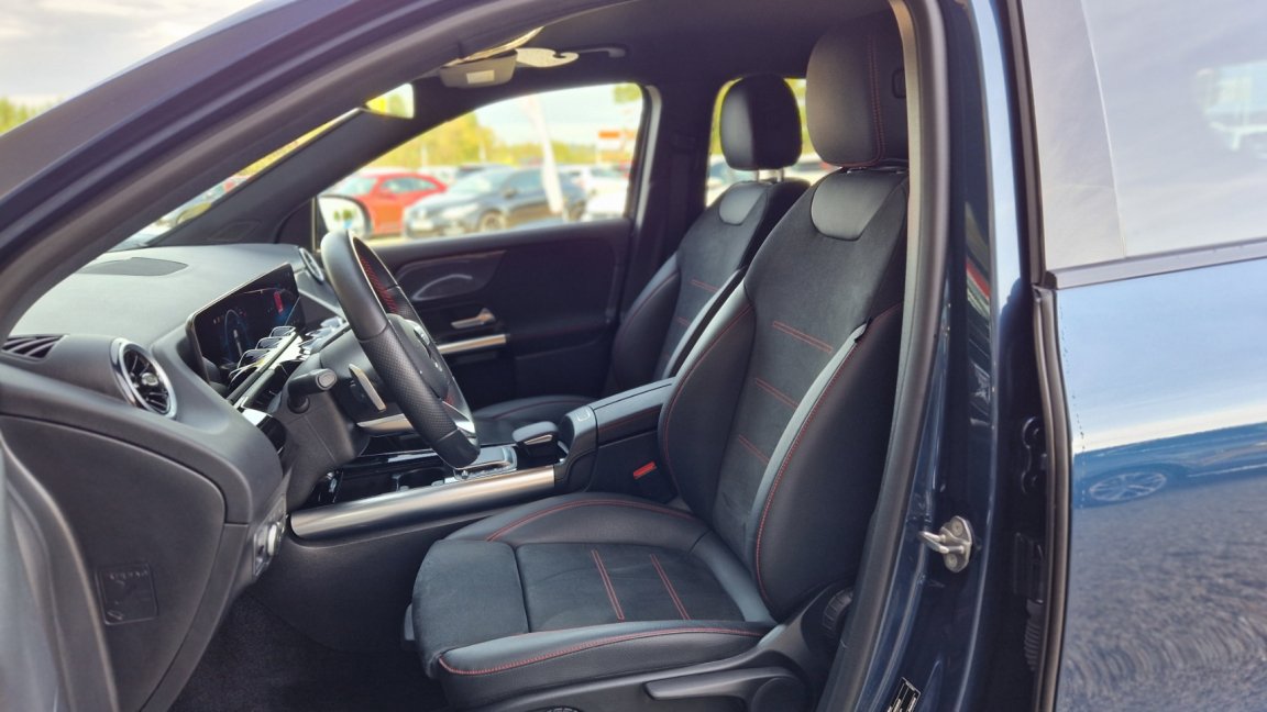 Mercedes Gla - Photo 15