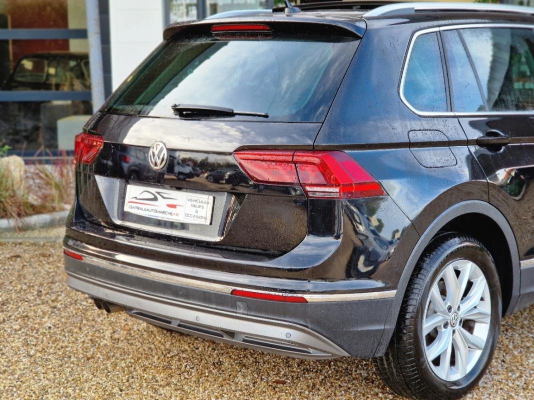 Volkswagen Tiguan - Photo 11