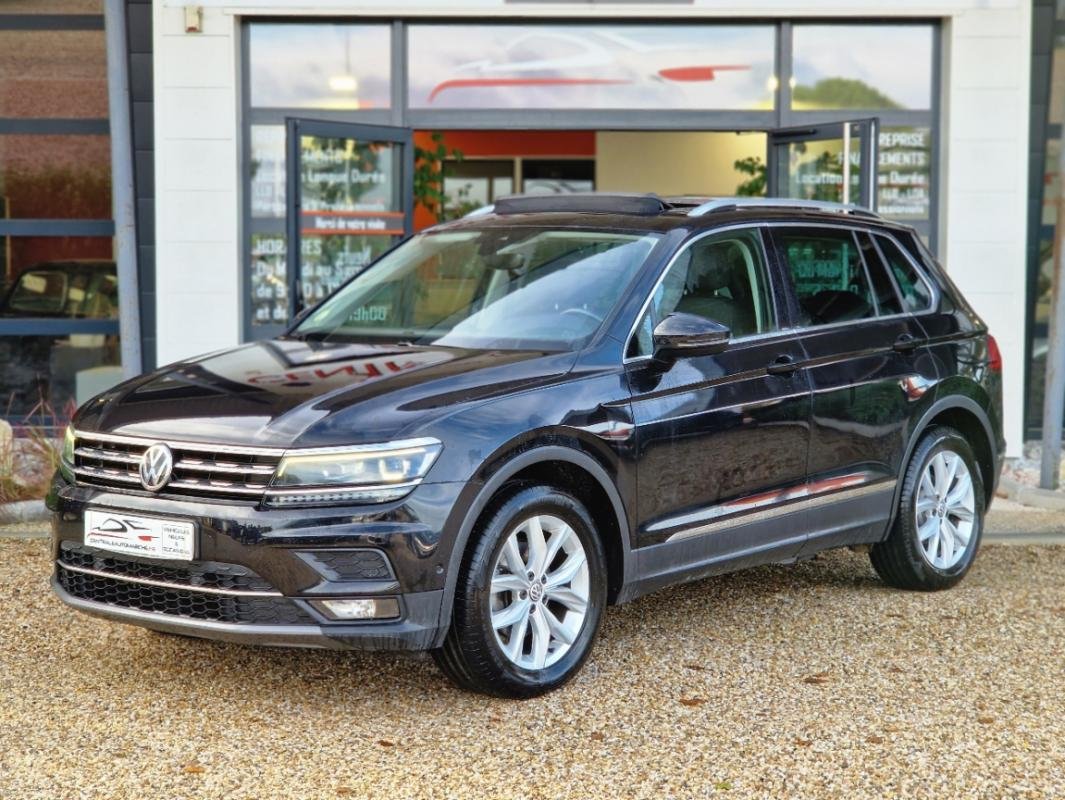 Volkswagen Tiguan - Photo 2