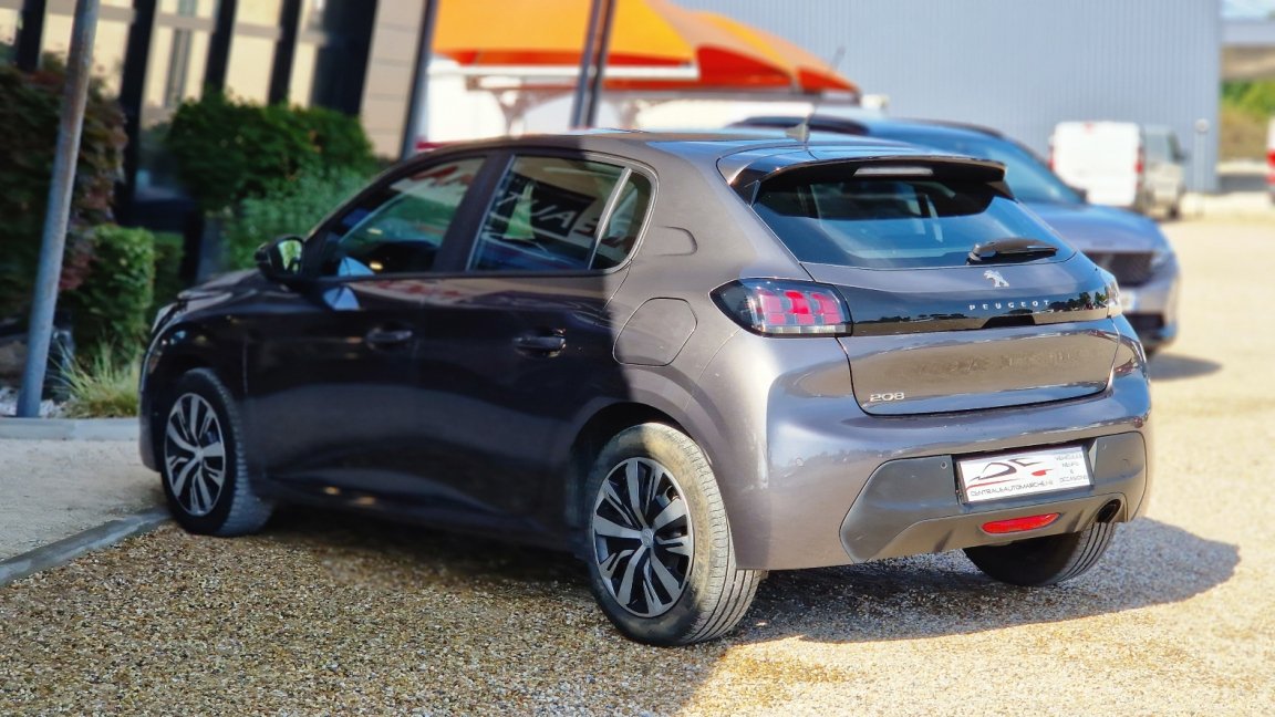Peugeot 208 - Photo 18