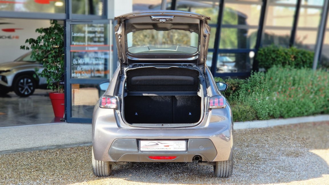 Peugeot 208 - Photo 21