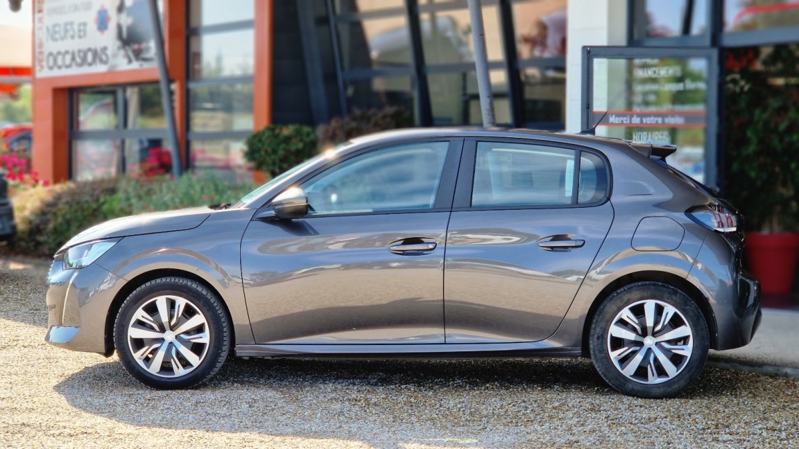 Peugeot 208 - Photo 3