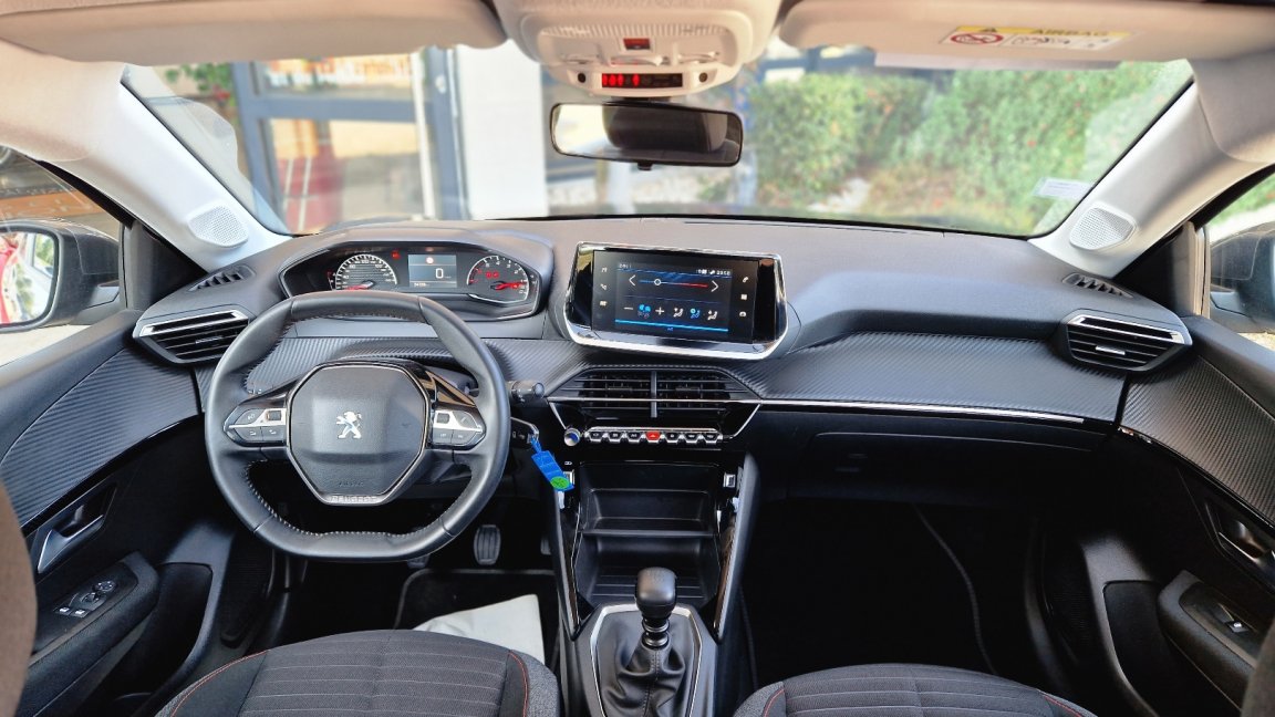 Peugeot 208 - Photo 32