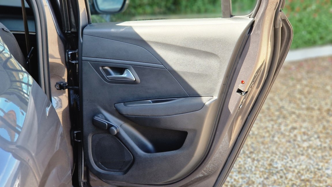 Peugeot 208 - Photo 34