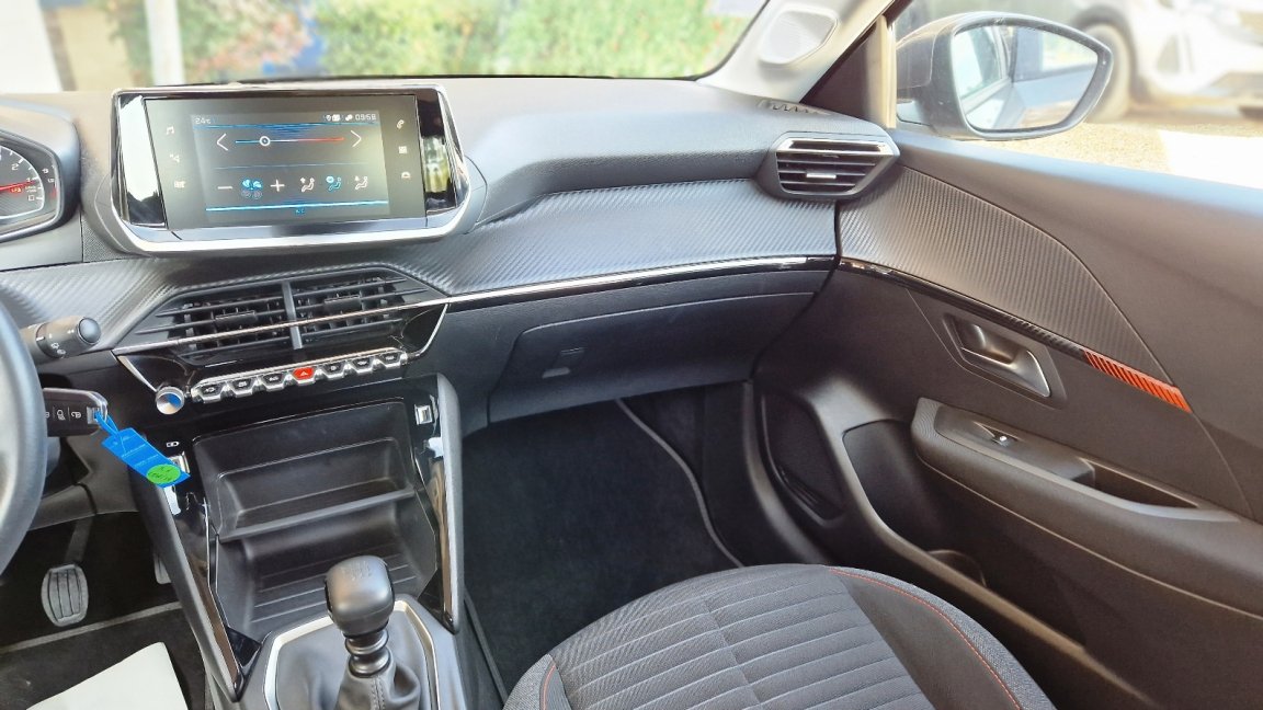 Peugeot 208 - Photo 36