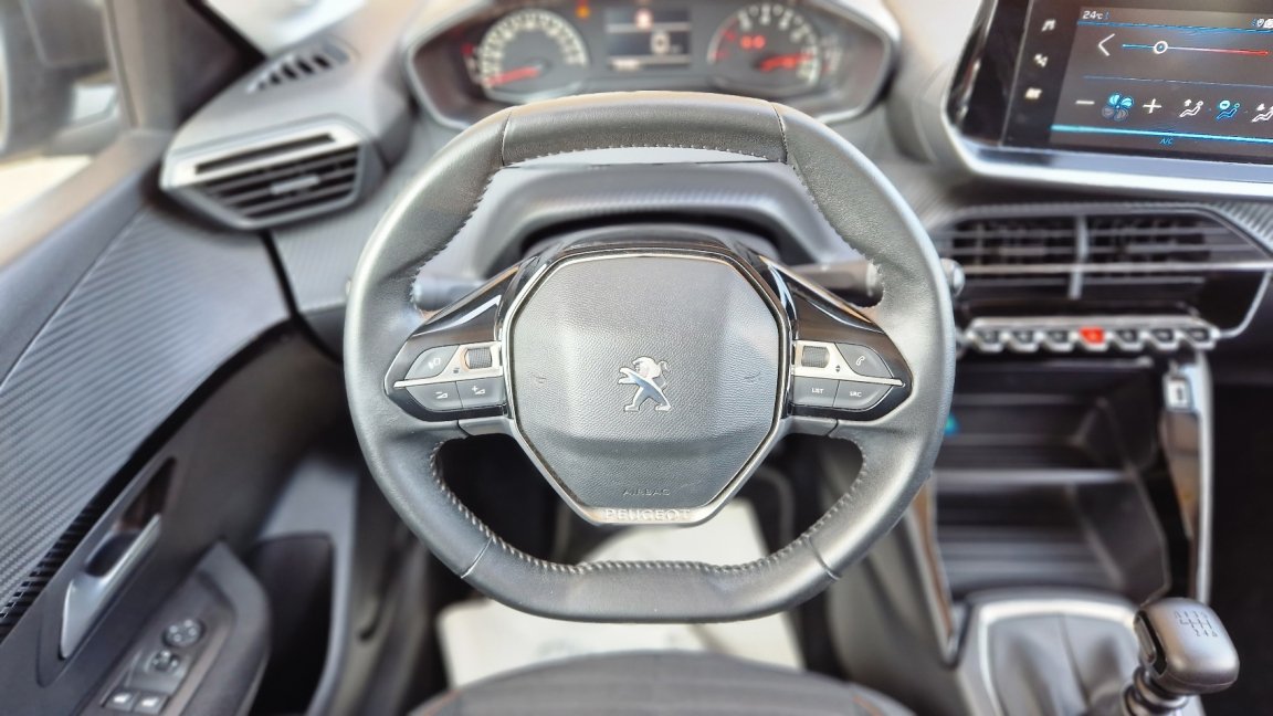 Peugeot 208 - Photo 37