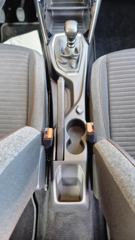 Peugeot 208 - Photo 38