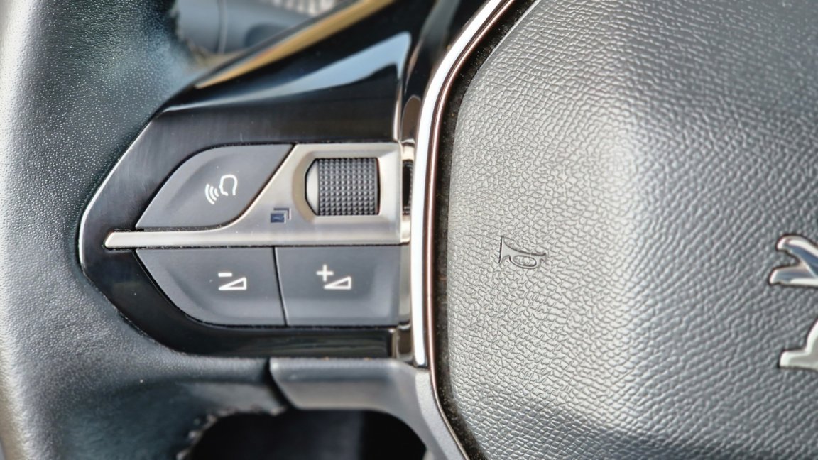 Peugeot 208 - Photo 42