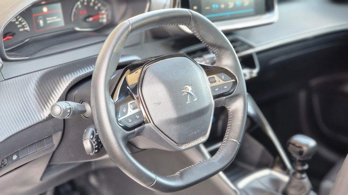 Peugeot 208 - Photo 46