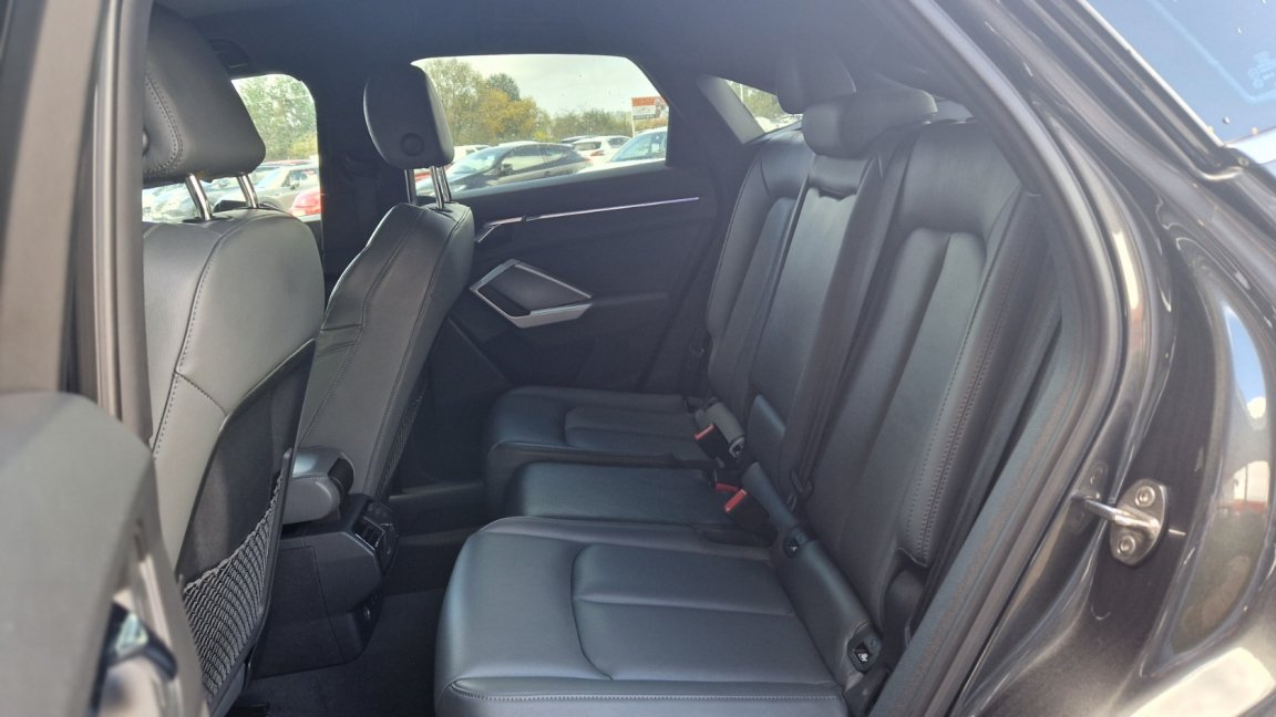 Audi Q3 Sportback - Photo 12