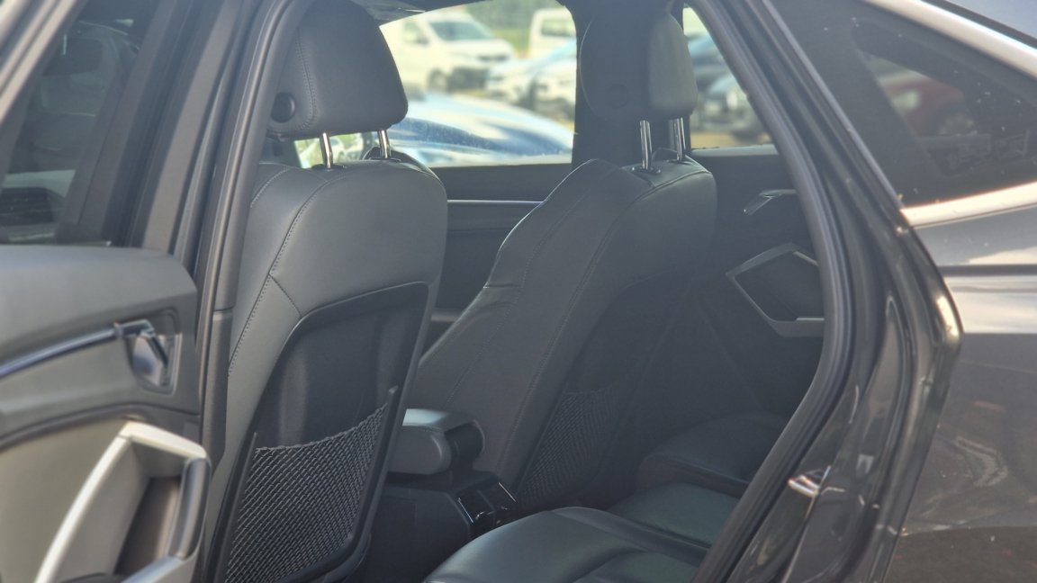 Audi Q3 Sportback - Photo 23