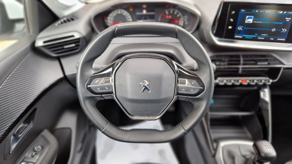 Peugeot 208 - Photo 27