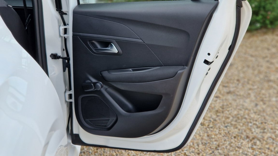 Peugeot 208 - Photo 28