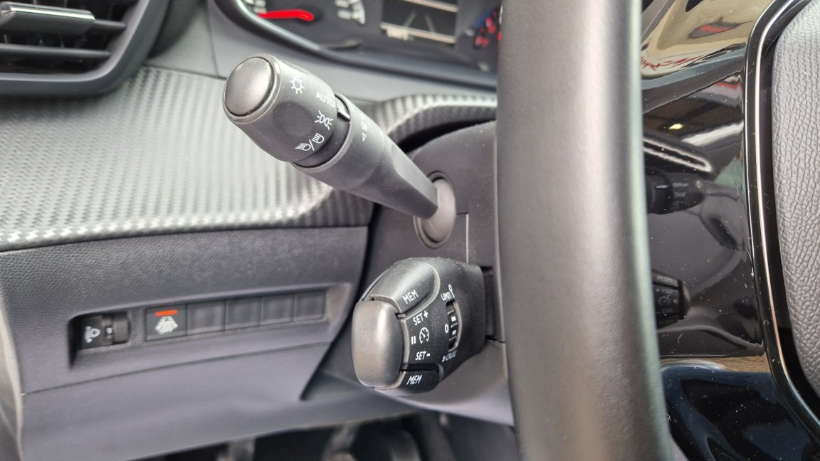 Peugeot 208 - Photo 47