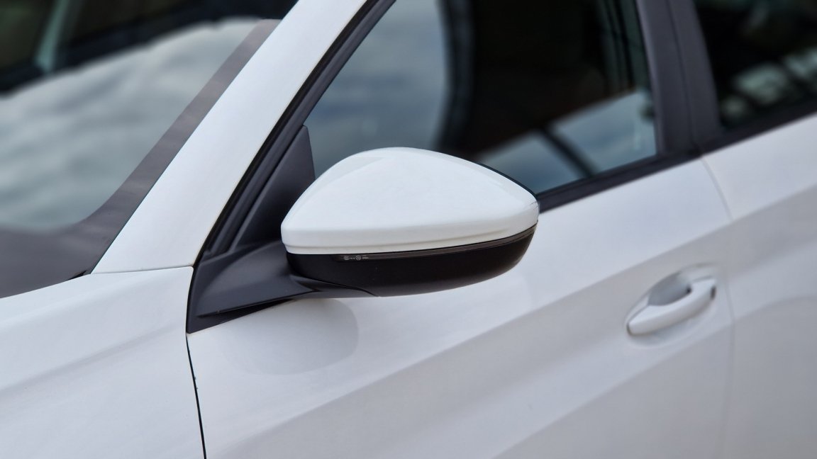 Peugeot 208 - Photo 9