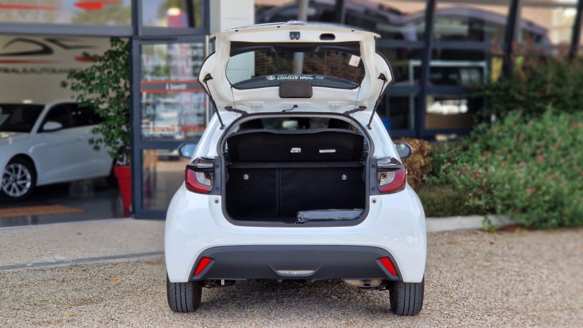 Toyota Yaris - Photo 20