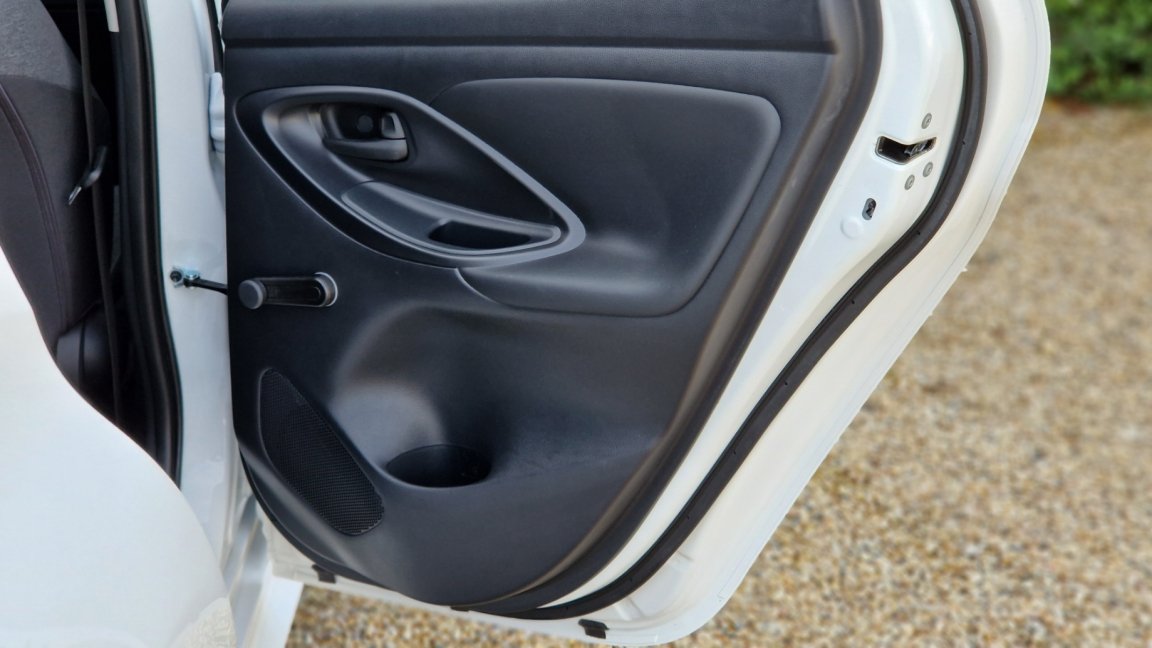Toyota Yaris - Photo 36