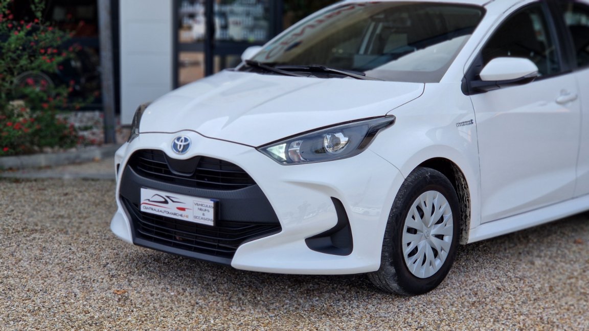 Toyota Yaris - Photo 4