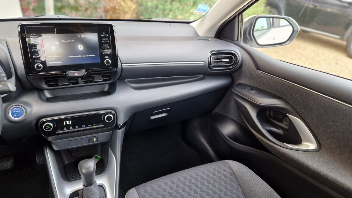 Toyota Yaris - Photo 41
