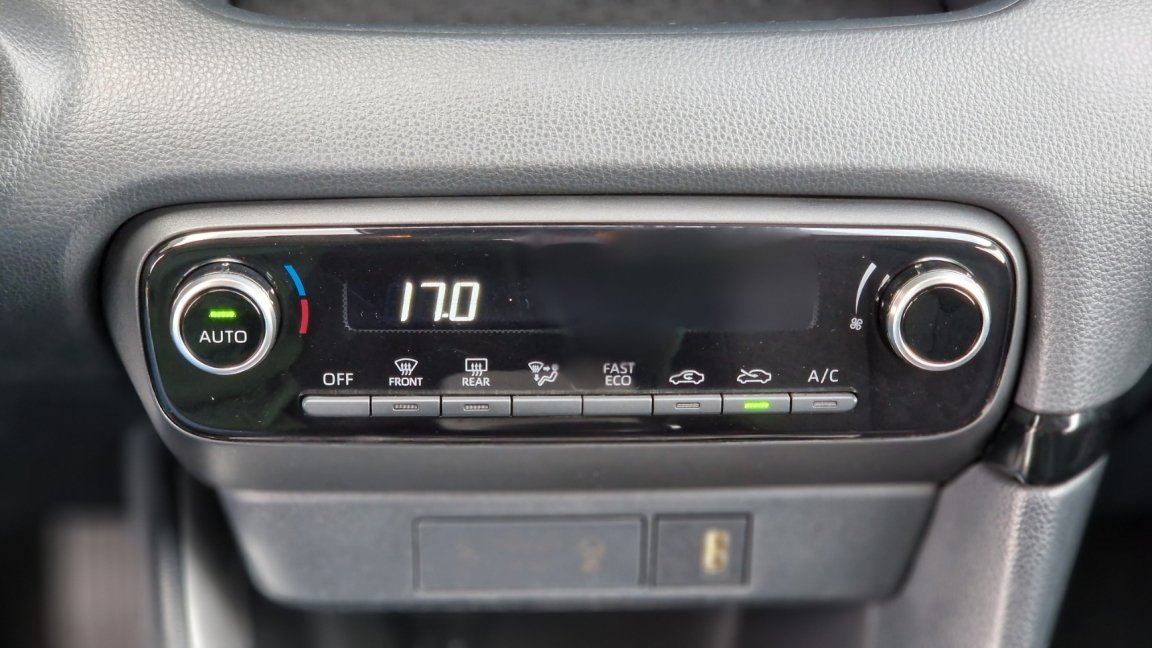 Toyota Yaris - Photo 48