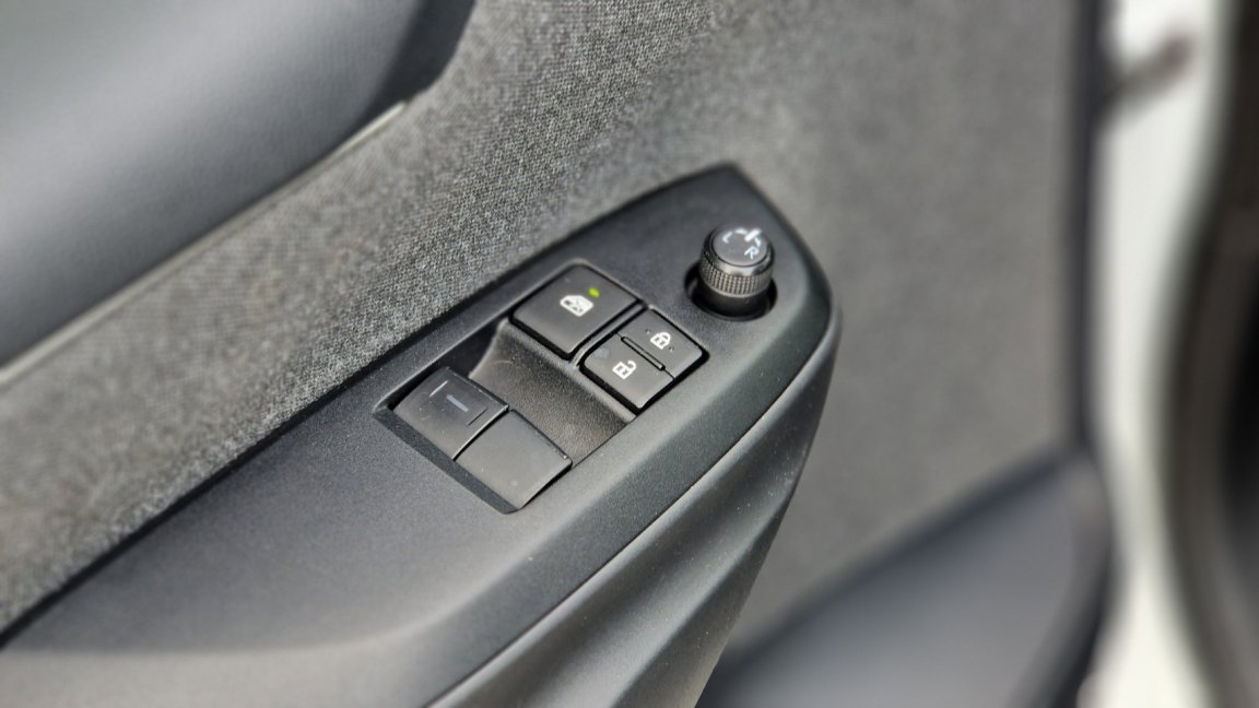 Toyota Yaris - Photo 7