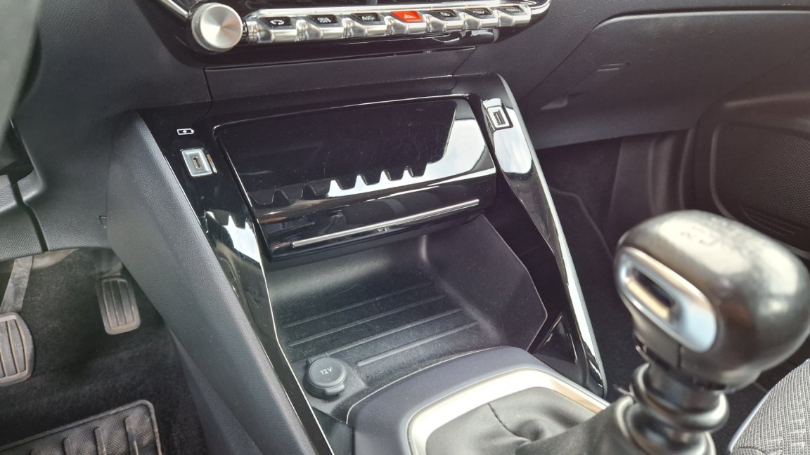 Peugeot 2008 - Photo 49
