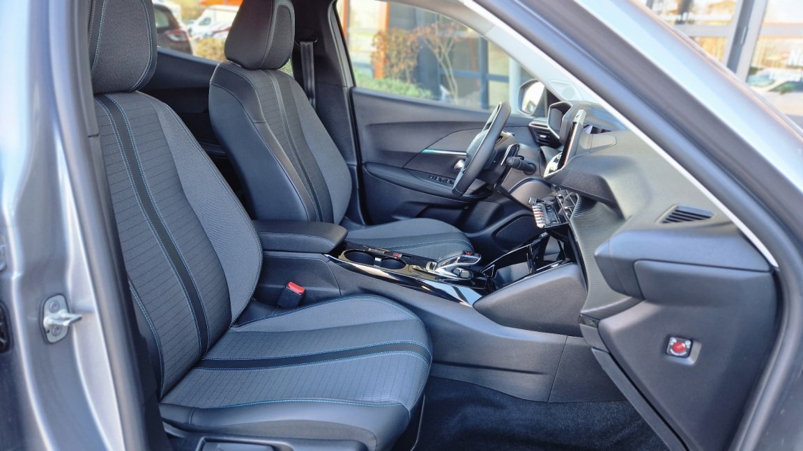 Peugeot 2008 - Photo 38